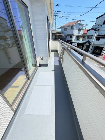 三郷市戸ケ崎5丁目　新築戸建　全10棟　G号棟のバルコニー|南向きの陽当たり良好なバルコニーです
