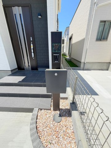 三郷市戸ケ崎5丁目　新築戸建　全10棟　G号棟のエントランス|玄関アプローチ