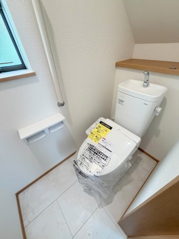三郷市戸ケ崎5丁目　新築戸建　全10棟　G号棟のトイレ|1階のトイレです