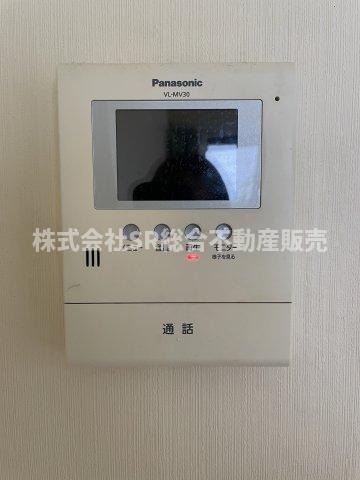 喜里川町中古戸建の防犯設備|モニター付きインターホンがあり女性やお子様にも安心です！