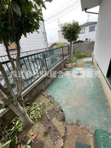 喜里川町中古戸建の庭|休日ご家族で過ごすのが楽しみになりそうなお庭です♪BBQもできます！