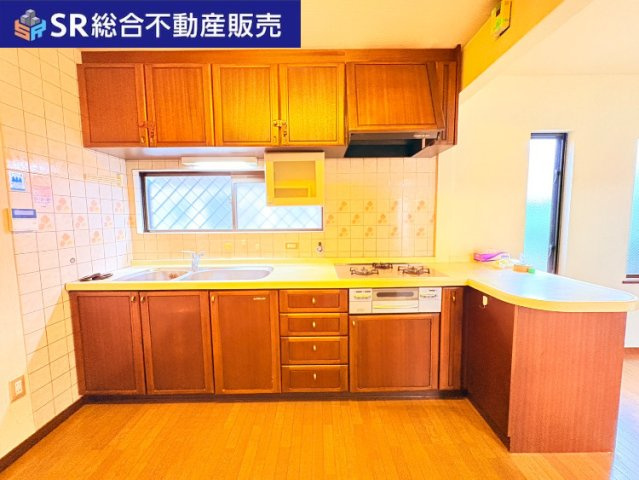 喜里川町中古戸建の浴室|お風呂には窓もあり、換気がバッチリとできます☆