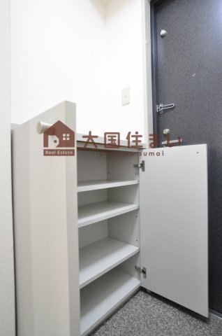 【玄関】 | ヴァンシス難波南