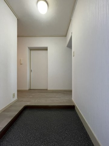 【玄関】 | 新檜尾台第三次住宅18号棟