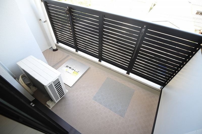 Modern Palazzo 姪浜Ｎorth 635のバルコニー
