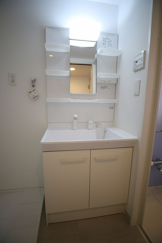 Modern Palazzo 姪浜Ｎorth 635の洗面所
