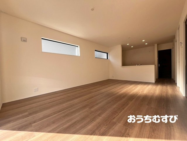 守山区森孝2丁目(全4棟)の居間・リビング
