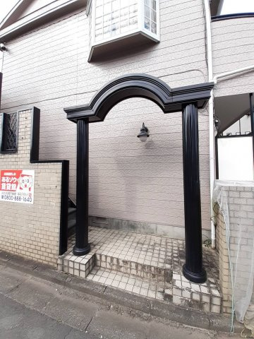 あるゾウパレス富士見のエントランス|毎日通るエントランスはこのようになっています