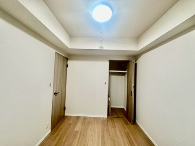【洋室】 | アデニウム北加賀屋 | ３ＬＤＫの暮らしやすいお住まい！お子様のお部屋や趣味のお部屋もご用意いただけます♪