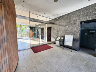 【エントランス】 | アデニウム北加賀屋 | 【オートロック付き】防犯上必要なオートロック付きです！