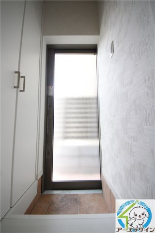 エターナルシー西明石北の玄関