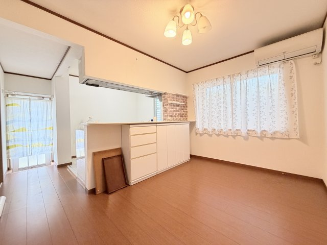 【居間・リビング】 | 比企郡小川町東小川　中古戸建