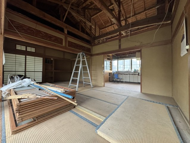 敷地1000㎡超！自然に包まれる古民家平家の和室