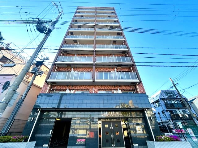 ララプレイス三宮東アスヴェルの外観
