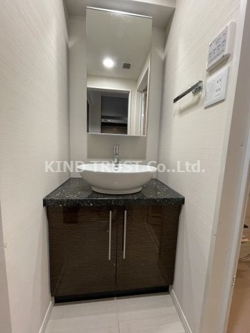 ファーストフィオーレ東梅田の洗面所