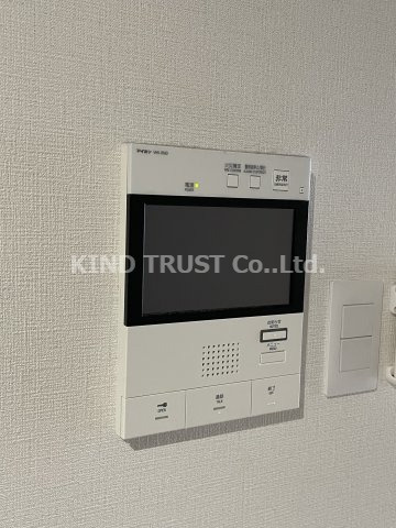 ファーストフィオーレ東梅田のセキュリティ|モニター付きインターホンで安心