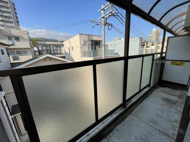 御影マンション東館のバルコニー