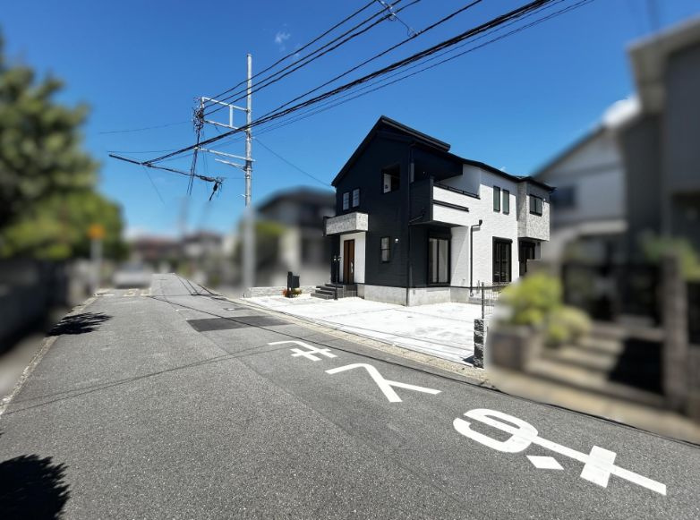 綾瀬市上土棚中6丁目新築戸建て　1号棟の前面道路含む現地写真|前面道路含む現地写真です