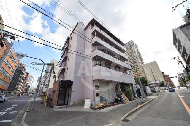 ロジュマン上本町