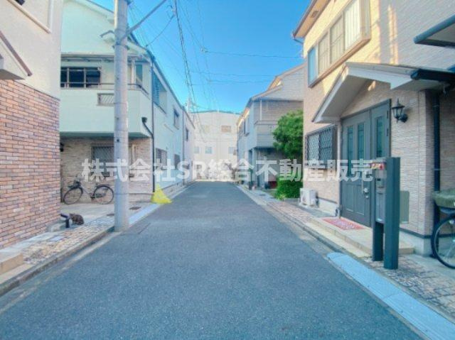 俊徳町5丁目中古戸建の前面道路含む現地写真|前面道路含む現地写真です