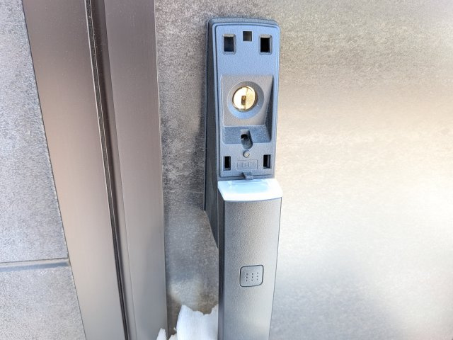 守谷市本町　10期　新築戸建ての玄関