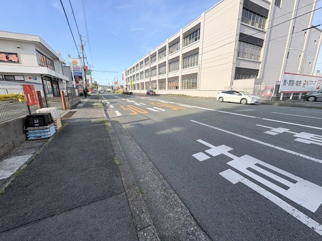 第一ビレッタ浜松　中央区西伊場町の周辺|前面道路も幹線道路の為、バス停も近く、スーパー、コンビニ、郵便局もすぐ近くです。