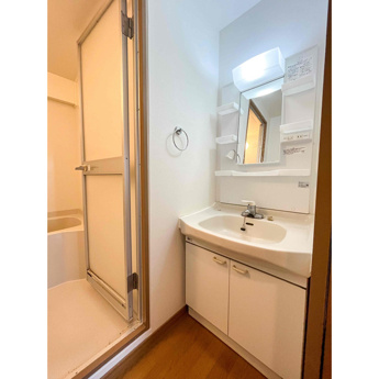 【洗面所】