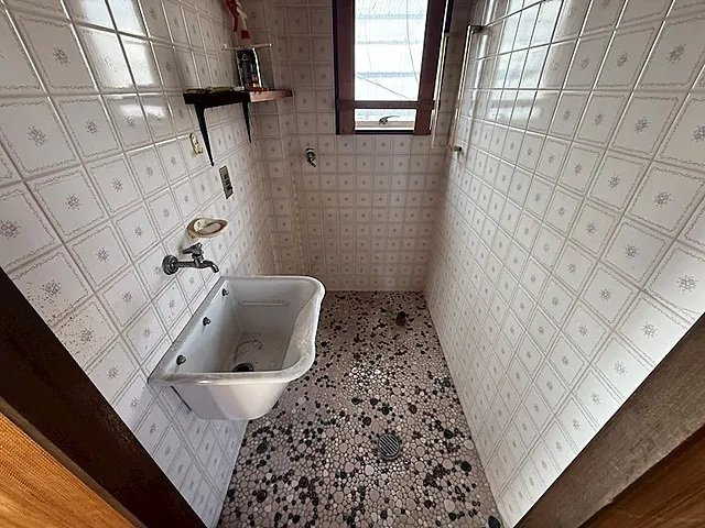 リアライズ甲南山手（旧ＹＭアーバン）の洗面所