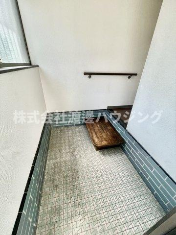 高柳2丁目貸家の玄関
