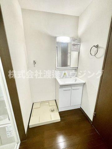 高柳2丁目貸家の洗面所