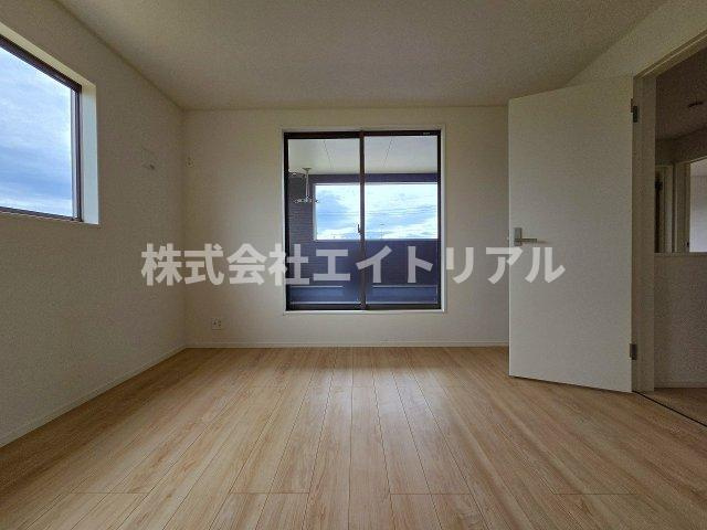美濃加茂市森山町　第4　新築戸建　全4棟の洋室
