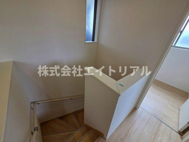美濃加茂市森山町　第4　新築戸建　全4棟のその他|階段