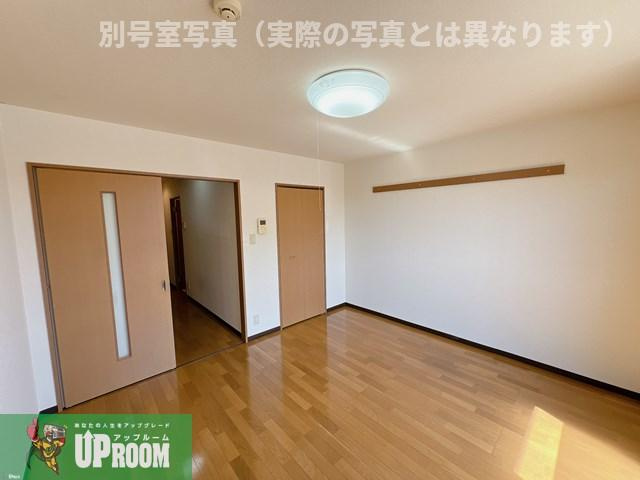 グレイス・アキの居間・リビング