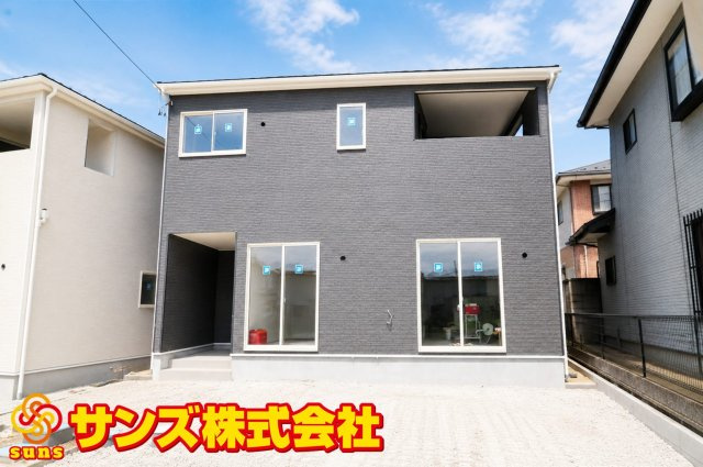 岩瀬郡鏡石町境第５　　　１号棟　　　鏡石第１小学校、鏡石中学区の外観|南側から見た外観