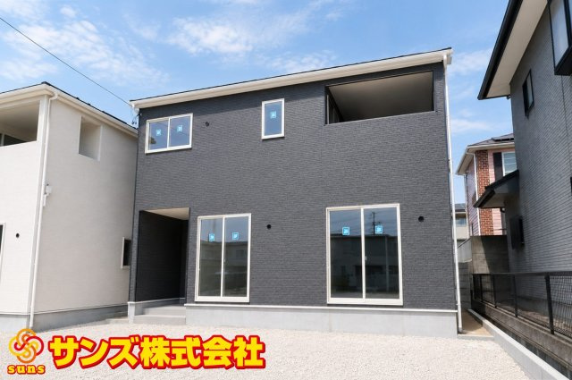 岩瀬郡鏡石町境第５　　　１号棟　　　鏡石第１小学校、鏡石中学区の外観|南東側から見た外観♪