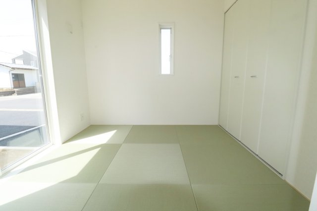 岩瀬郡鏡石町境第５　　　１号棟　　　鏡石第１小学校、鏡石中学区の和室|※同社施工例
