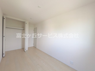 【洋室】 | 駿東郡清水町徳倉 3期 新築一戸建て 1号棟 | 5.6帖