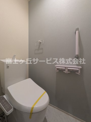 【トイレ】 | 駿東郡清水町徳倉 3期 新築一戸建て 1号棟 | １階のトイレです