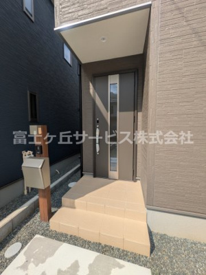 【エントランス】 | 駿東郡清水町徳倉 3期 新築一戸建て 1号棟 | エントランスです