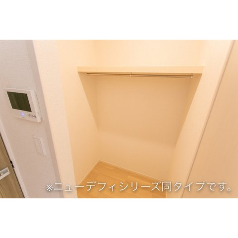 岐阜市西川手１丁目のアパートの収納