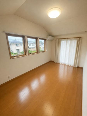 【洋室】 | 黒田町中古戸建て