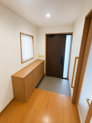 【玄関】 | 黒田町中古戸建て