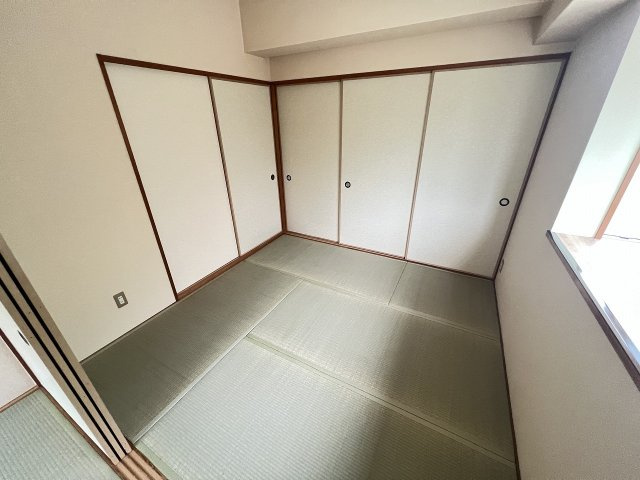 フロウスリーブ西村1番館の和室