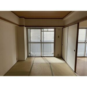 JSビルの寝室
