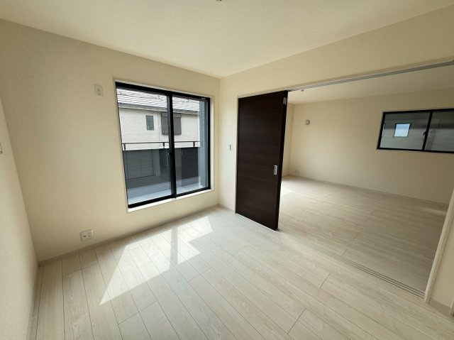 高石市取石3丁目　新築分譲住宅の洋室