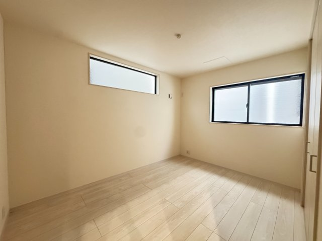 高石市取石3丁目　新築分譲住宅の洋室
