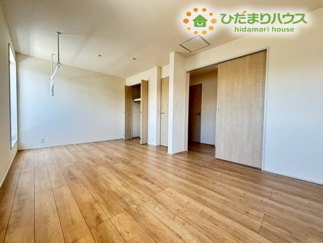 深谷市上柴町東5丁目　新築一戸建て　ブルーミングガーデン　01の寝室