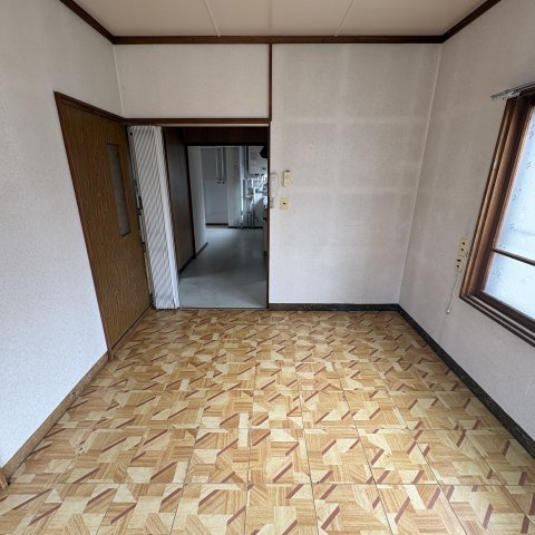 高田アパートの洋室
