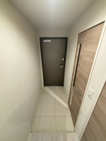 IBC Residence Westの玄関