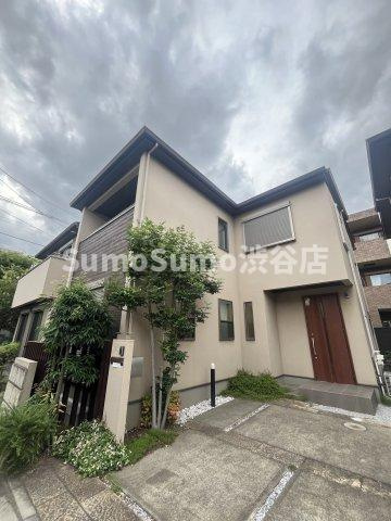 世田谷区上用賀３丁目戸建の外観|外観は落ち着いています